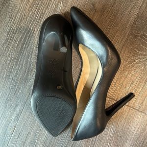 Jessica Simpson Haneh Pump Black Leather Pumps - Size 7.5 - Worn Once